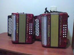 Instrumentos Musicales de Segunda Mano (Usado) Recogidos Gratuitamente en Murcia (Donados por Gente)