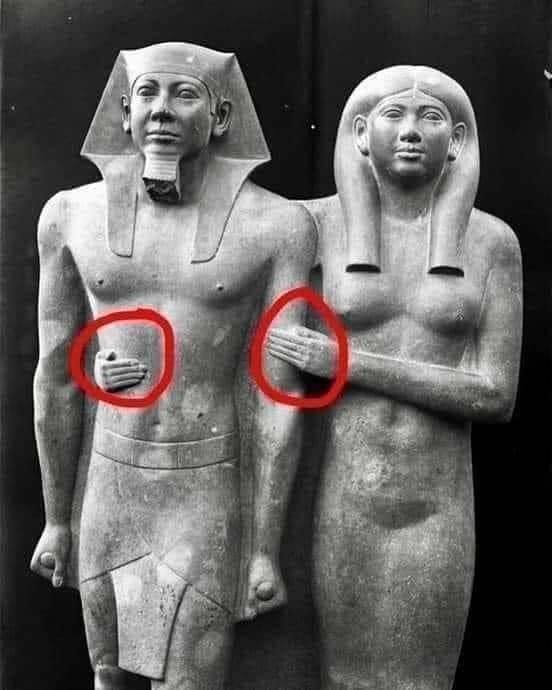 Estatua de Hombre y Mujer de Egipto