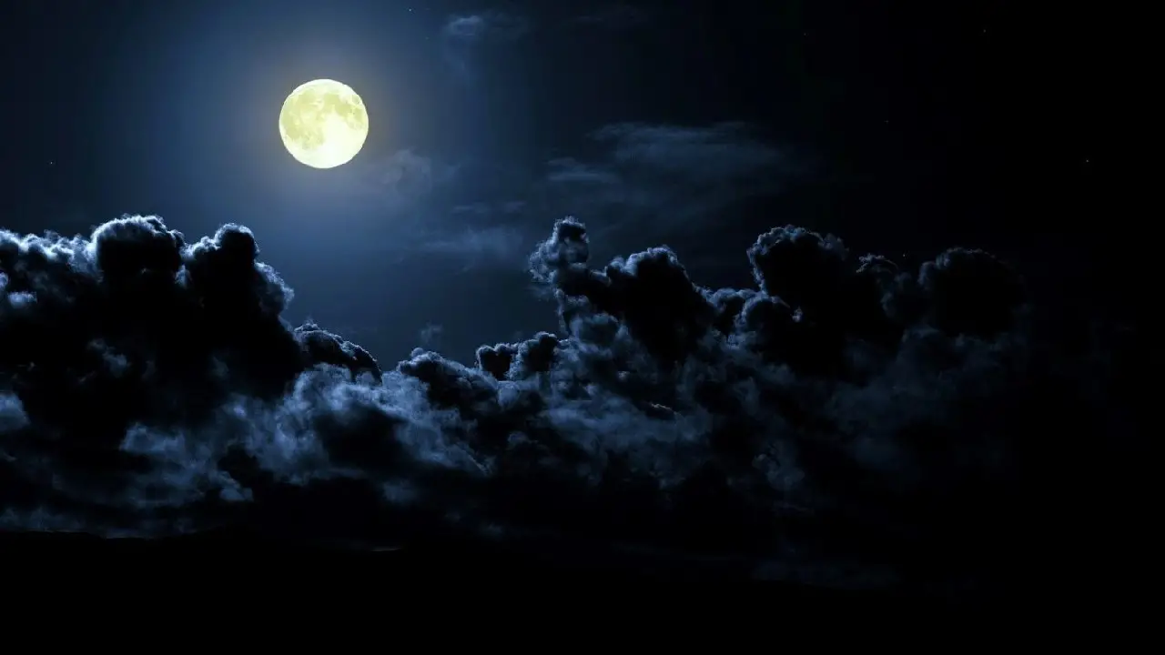 Noche Oscura con Luna